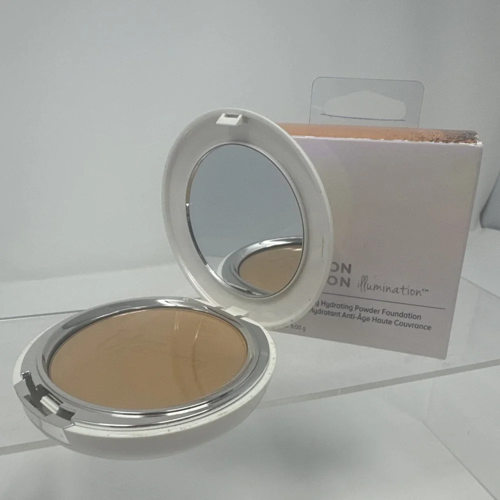 It Cosmetics Celebration Foundation Illumination Hydrating Powder 0.30 oz RICH